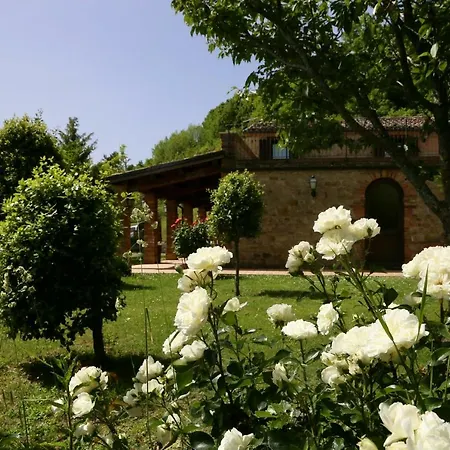 Isabella * Montefalcone Appennino